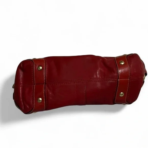 Coach - Picture 5 of 10